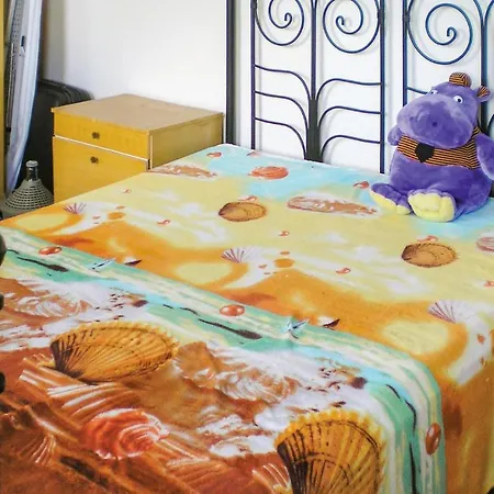 شقة Beautiful In W/ Wifi And 3 Bedrooms Balatonalmádi